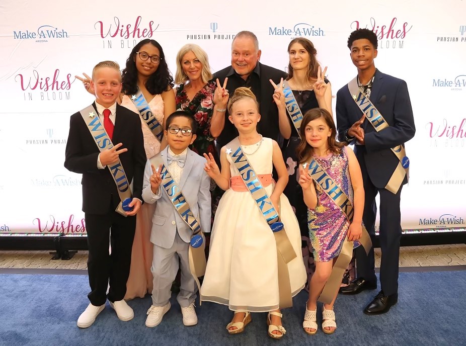 Bob and Renee Parsons with Wish Kids